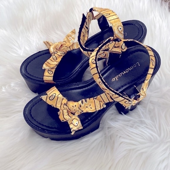 Lemonade yellow bandanna platform sandals heels - Picture 4 of 10
